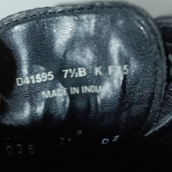 Ladies Cole Haan Leather Wingtip Oxford . Size 7.5 - Picture 10 of 10